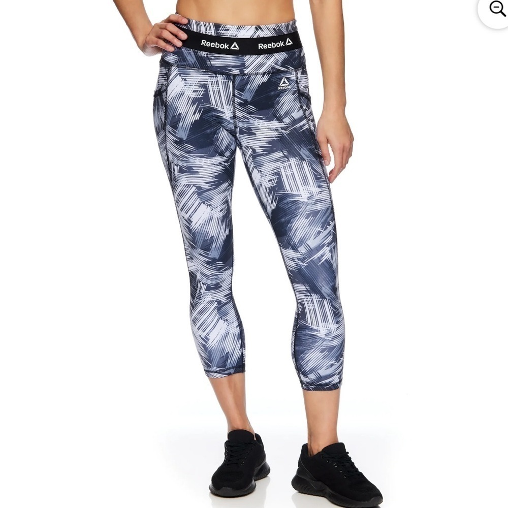 Reebok Women's Printed Revolve High Rise Capri legging w-pockets sz M